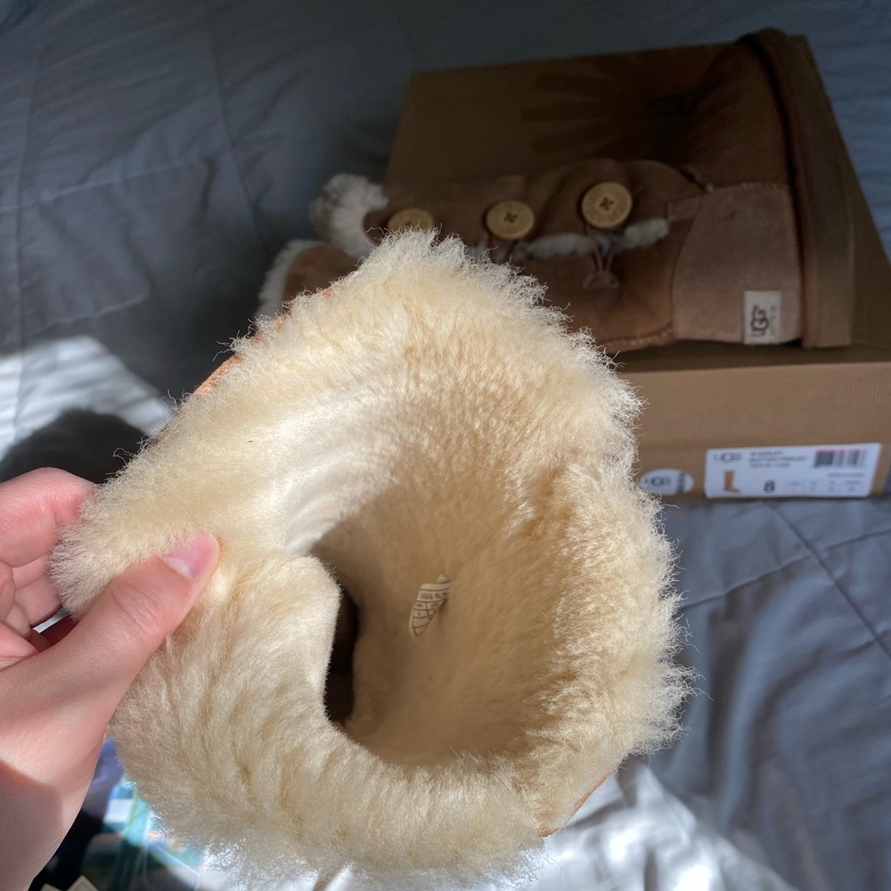 Ugg Bailey Button Triplet - image 5